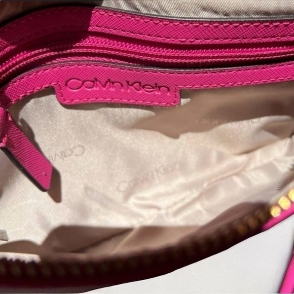 Calvin Klein Pink Saffiano Crossbody Crossbody Purse Bag; Gold Chain Strap - Picture 9 of 9